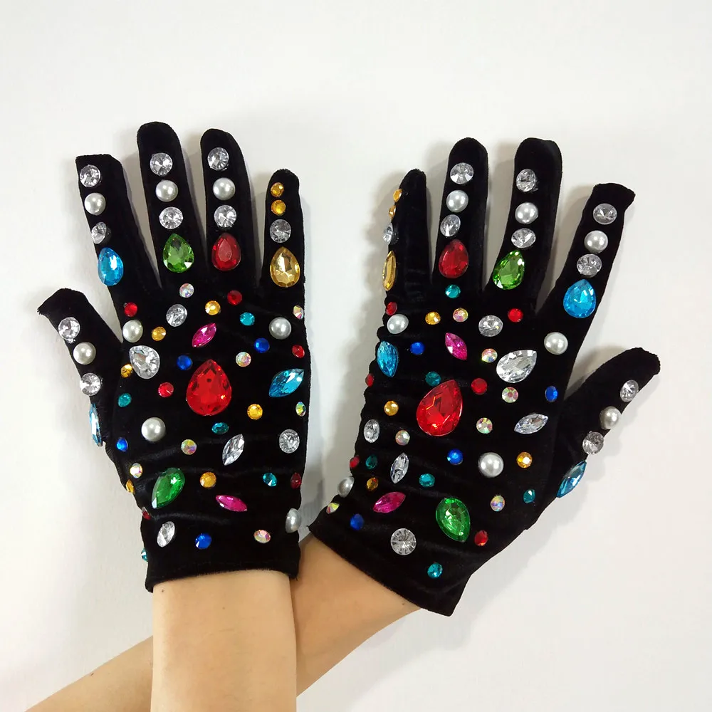 Women Pearl Crystal Velvet Short Gloves Black Wrist Length Gloves For Singer Dancer Wedding Party Show Performance Accessories