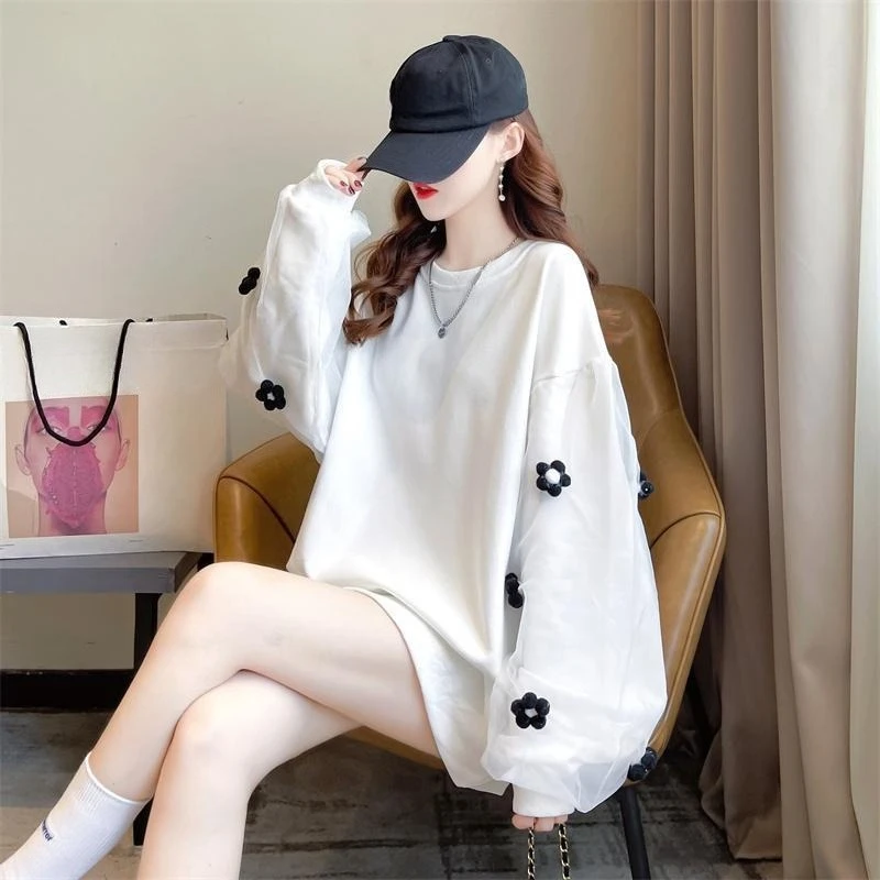 2026 New Spring Autumn Women Minimalist White Sweatshirt Korean Lazy Fit Splice Detail Top