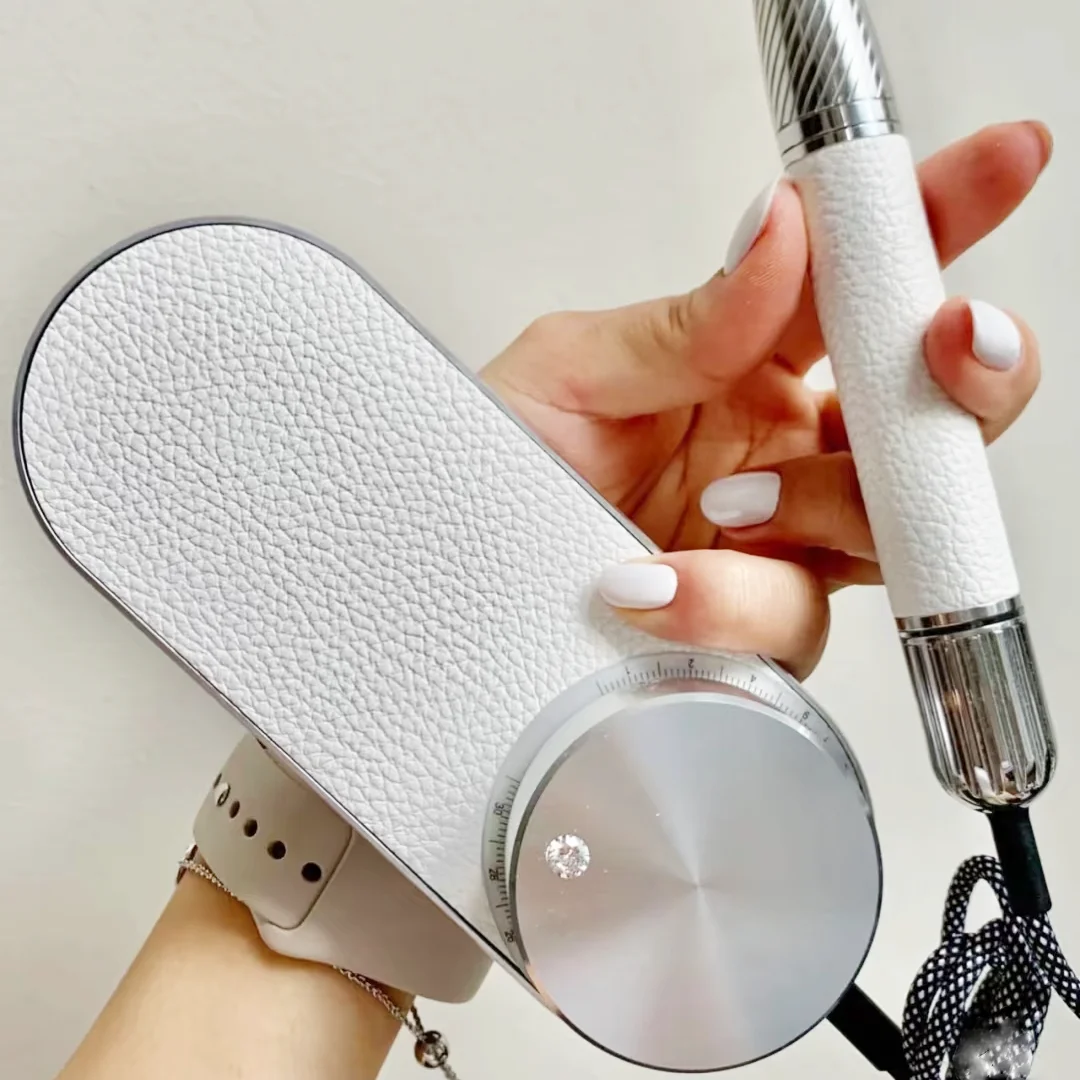 LAMWO DAICHONG Nagelstudio, leicht, wiederaufladbar, Nagelbohrfeilenmaschine für Maniküre, Pediküre, Schwarz