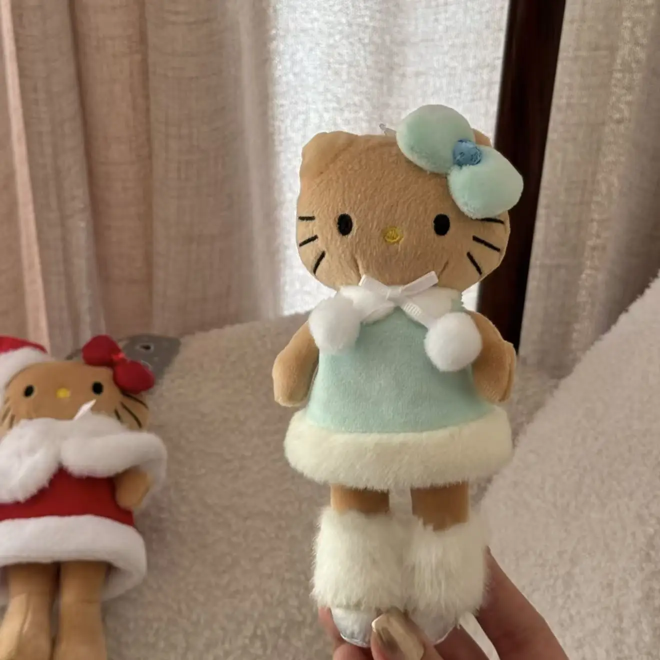 10 cm Anhänger für Kt Lange Bein Plüsch-schlüsselanhänger Spielzeug Schwarz Haut Kt Weiche Angefüllte Puppe Auto Schlüssel Ring Rucksack Tasche decor Weihnachten Geschenke