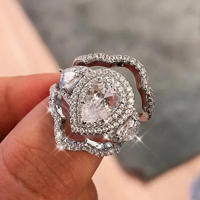 2026 New Super Flash Simulated Diamond Ring 3-Piece Set for Women's Light Luxury Fashion Wedding   Jewelry
