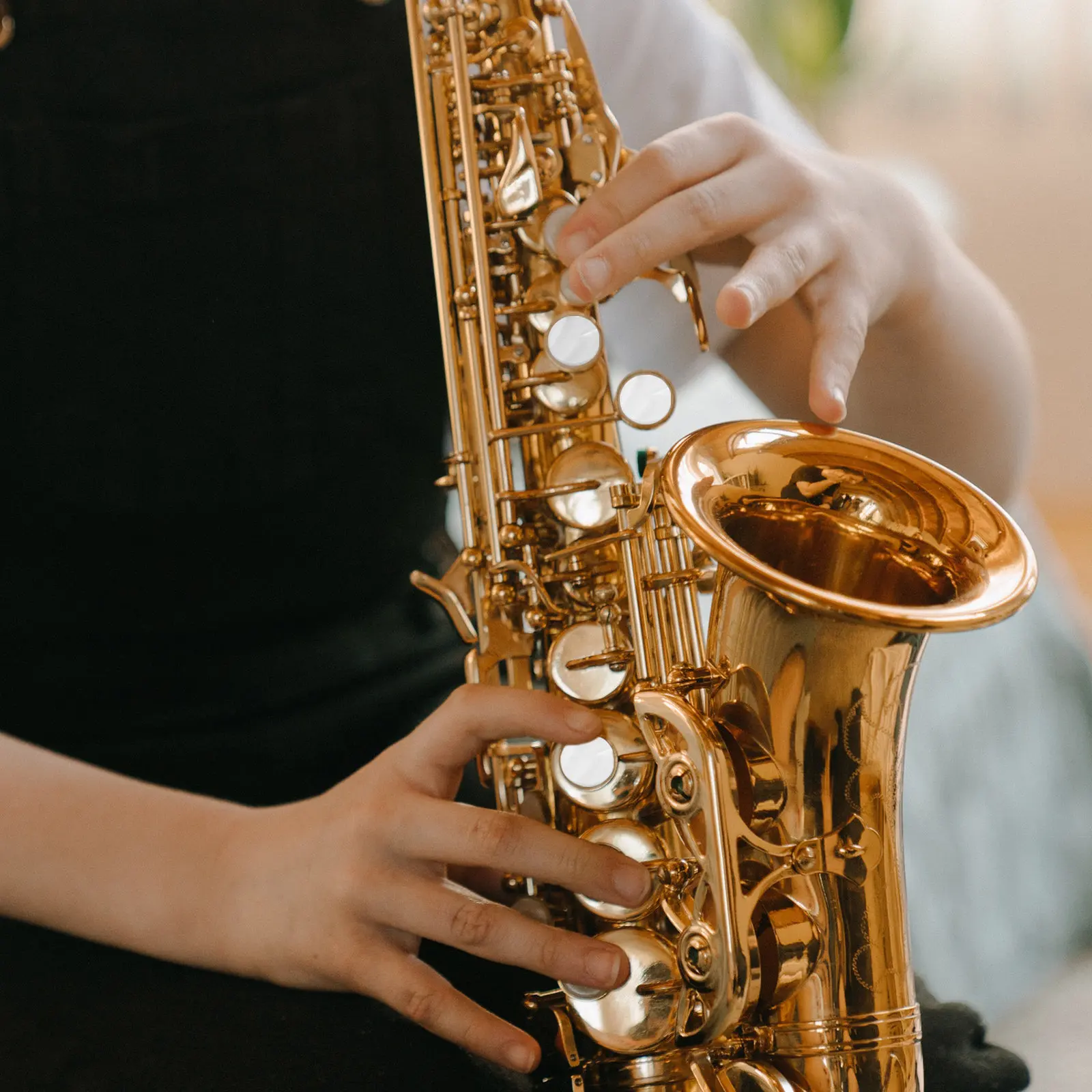 

Набор из 9 аксессуаров для саксофона: кнопки-накладки для тенор-саксофона, декоративные элементы для клавиш инструмента