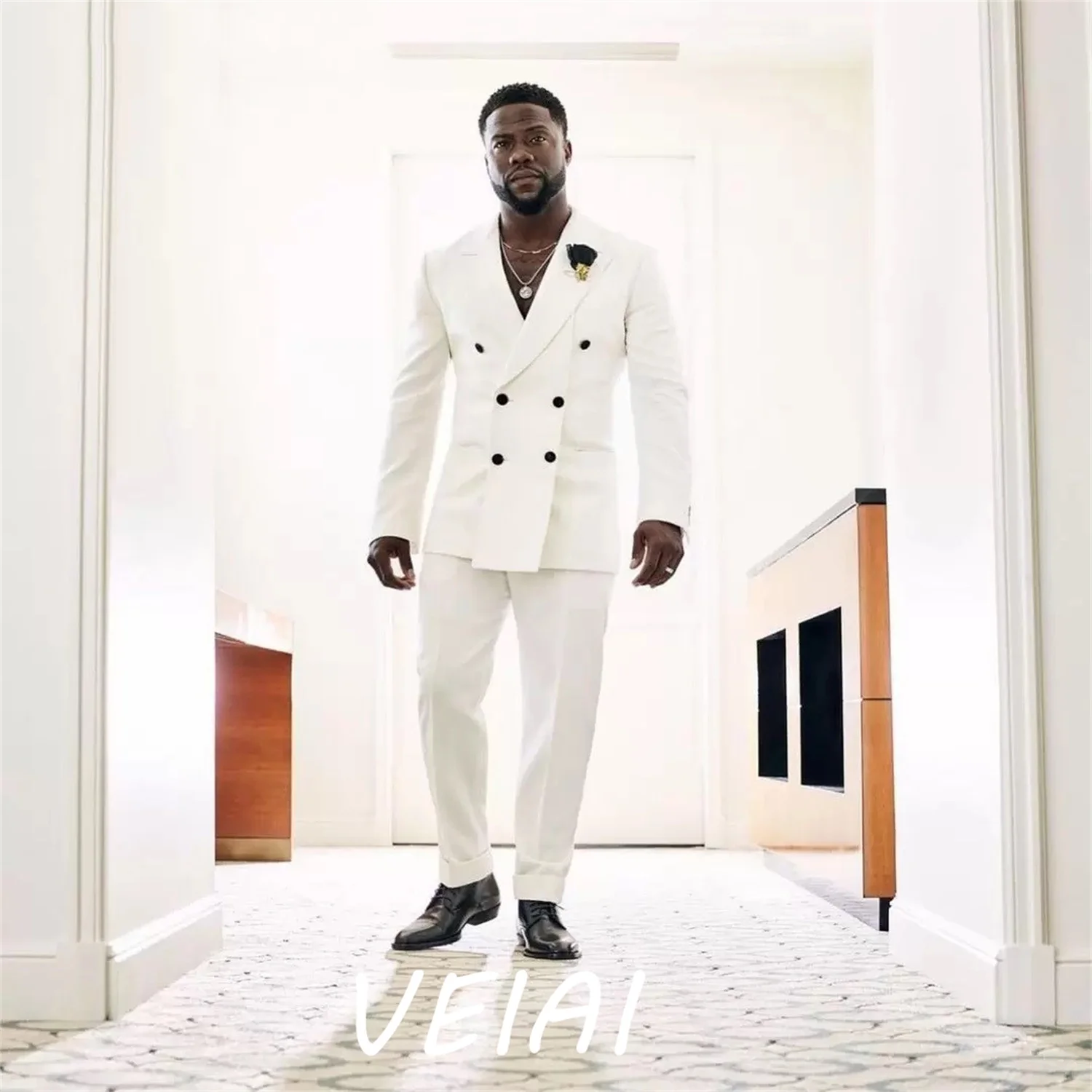 

CustomizedLatest Design Suits for Men 2 Pieces Set Peaked Lapel Double Breasted Pleats Blazer Jacket Tuxedos trajes de hombre Co