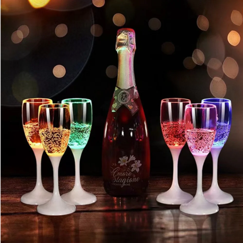 Flûtes à Champagne Clignotantes à Lumière LED, Standard pour ix, Bar, Boîte de Nuit, Noël, Mariage, Vente en Gros, 6 Pièces