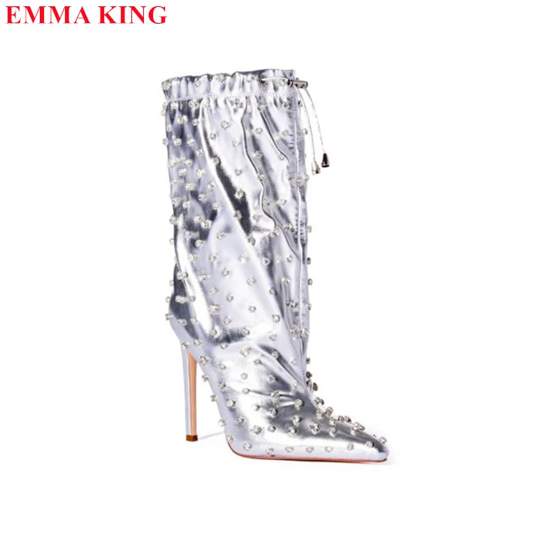 موضة جلدية معدنية حذاء من الجلد للنساء كريستال مزين عالية الكعب أحذية حفلات الزفاف الفضة أشار تو أحذية بوت قصيرة