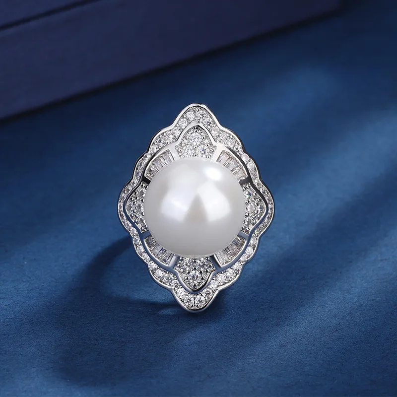 New high-end jewelry plated with 18K gold, new style inlaid with shell beads, Korean style fashionable diamond ring 16mm jewelry