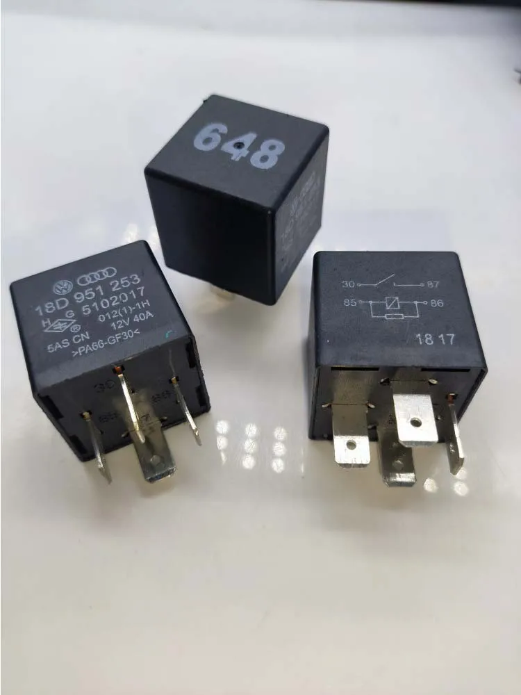 

12V Relay 18D 951 253 12VDC 40A 4Pins