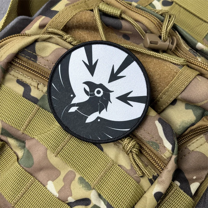Parche SCP táctico con sistema gancho-bucle para ropa y mochilas - imagen 2