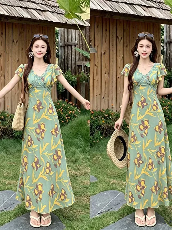 

Elegant Lace Print Summer Dress for plus Size Women Loose Fit Short Sleeve Maxi Dress City Commute Friendly Breathable Fabric