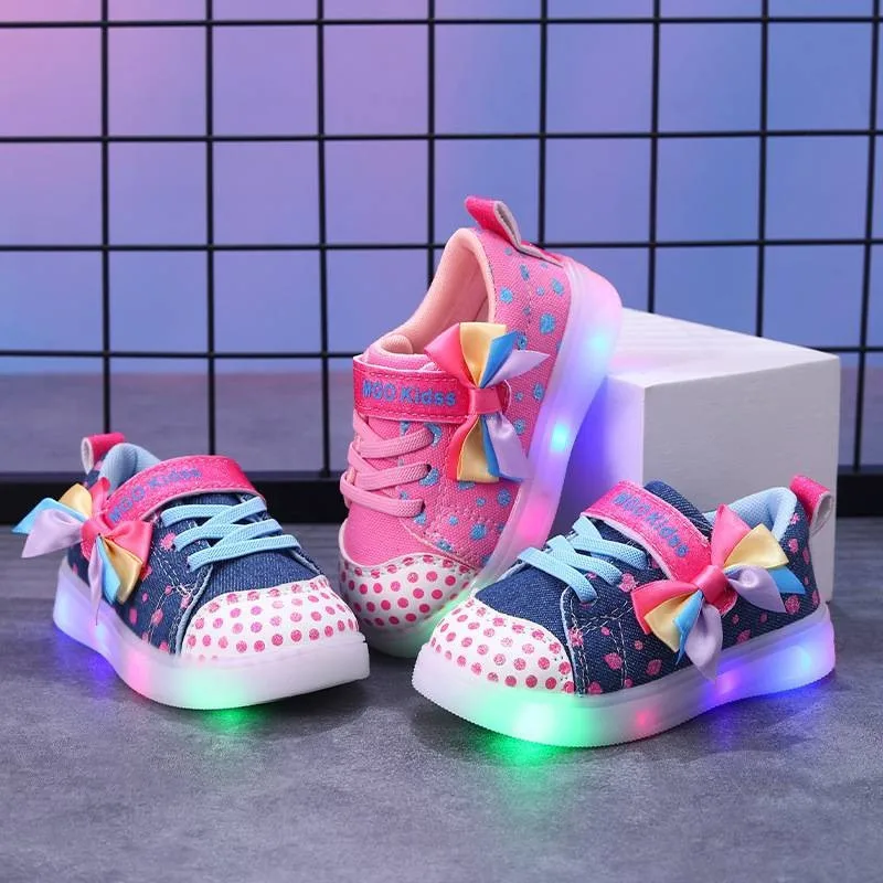 2024 New Children Shoes Fashion Luminous Shoes Designer Anti Slip Board Shoes Cute Princess Style Kids Canvas Shoe Tenis De Niña