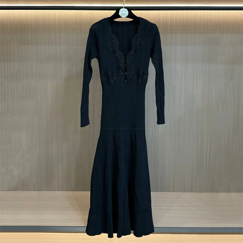 

Женское платье: Новое эластичное трикотажное облегающее длинное платье для весны 2026 года, с кружевными вставками, подчеркивающее бедра, элегантное платье для вечеринок