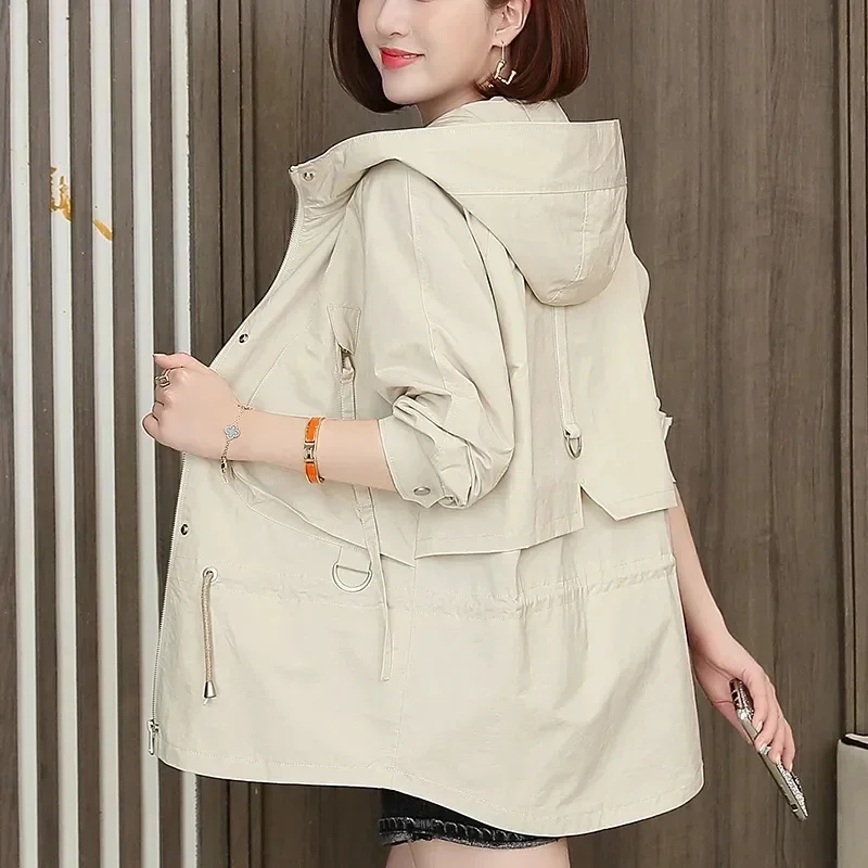 Women's Windbreaker Spring and Autumn 2024 New Mother Middle Aged Loose Coat and Thin Lining Korean Trench Hooded 3XL B277