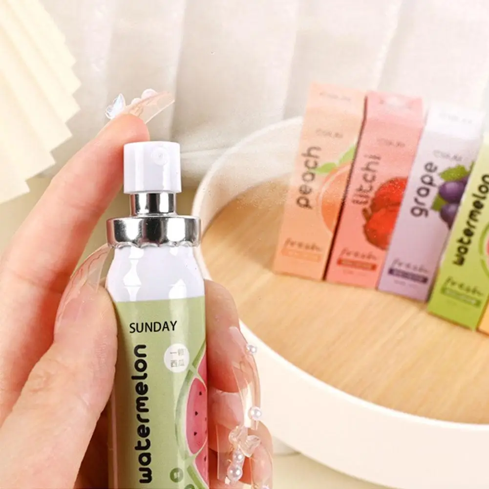 1/5pc Fresh Oral Spray Fruit Flavour Fresh Breath Spray Portable Refreshing Cool Fresh Breath Oral Odor Remover Fight Bad Breath