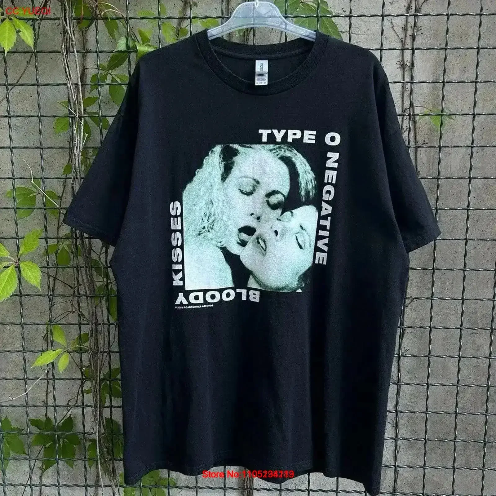 Type O Negative Vintage 2018 Bloody Kisses T shirt Size XL Washed fashion Versatile designer clothes homme Stretched vintage