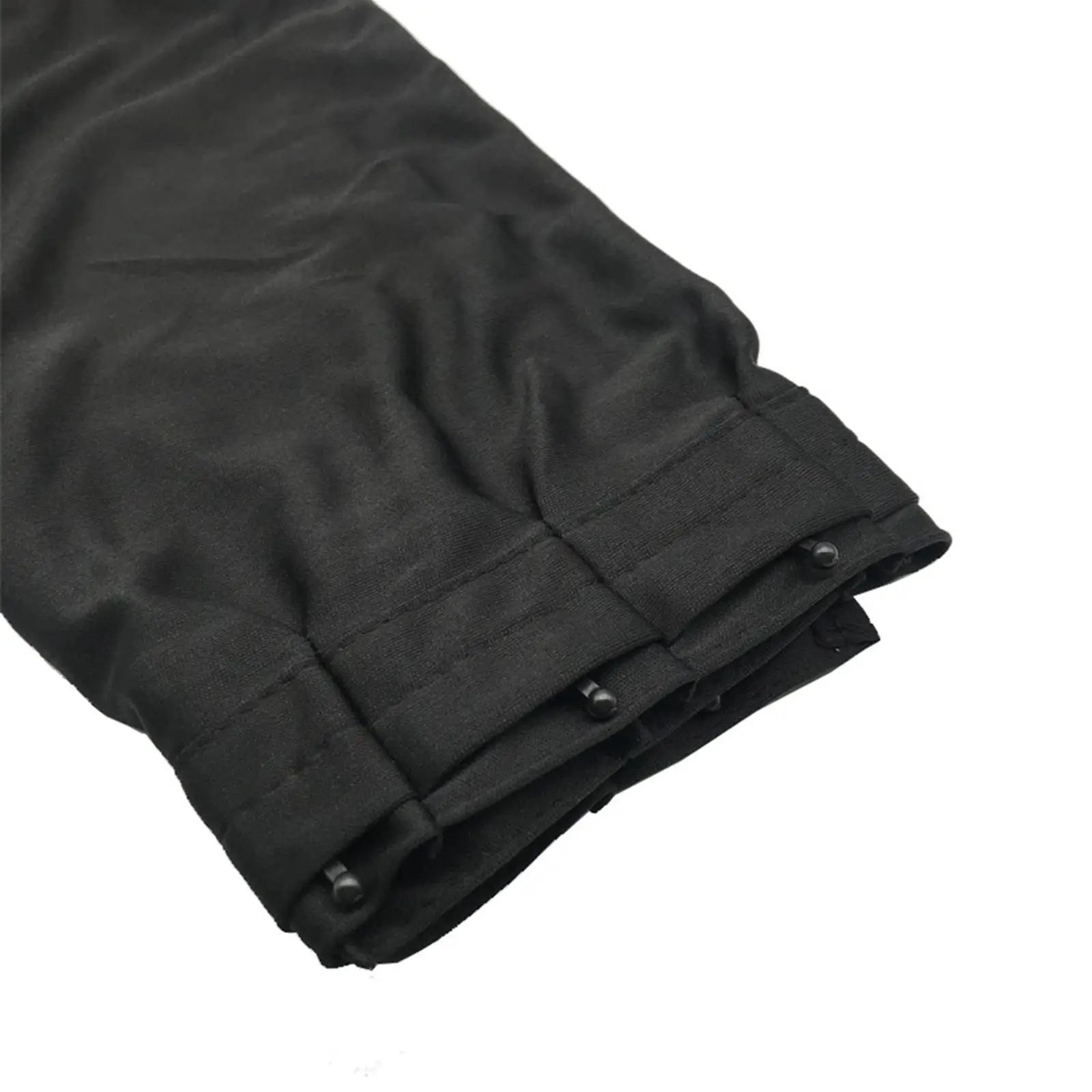 

2 универсальных солнцезащитных экрана-шторки для автомобильных окон