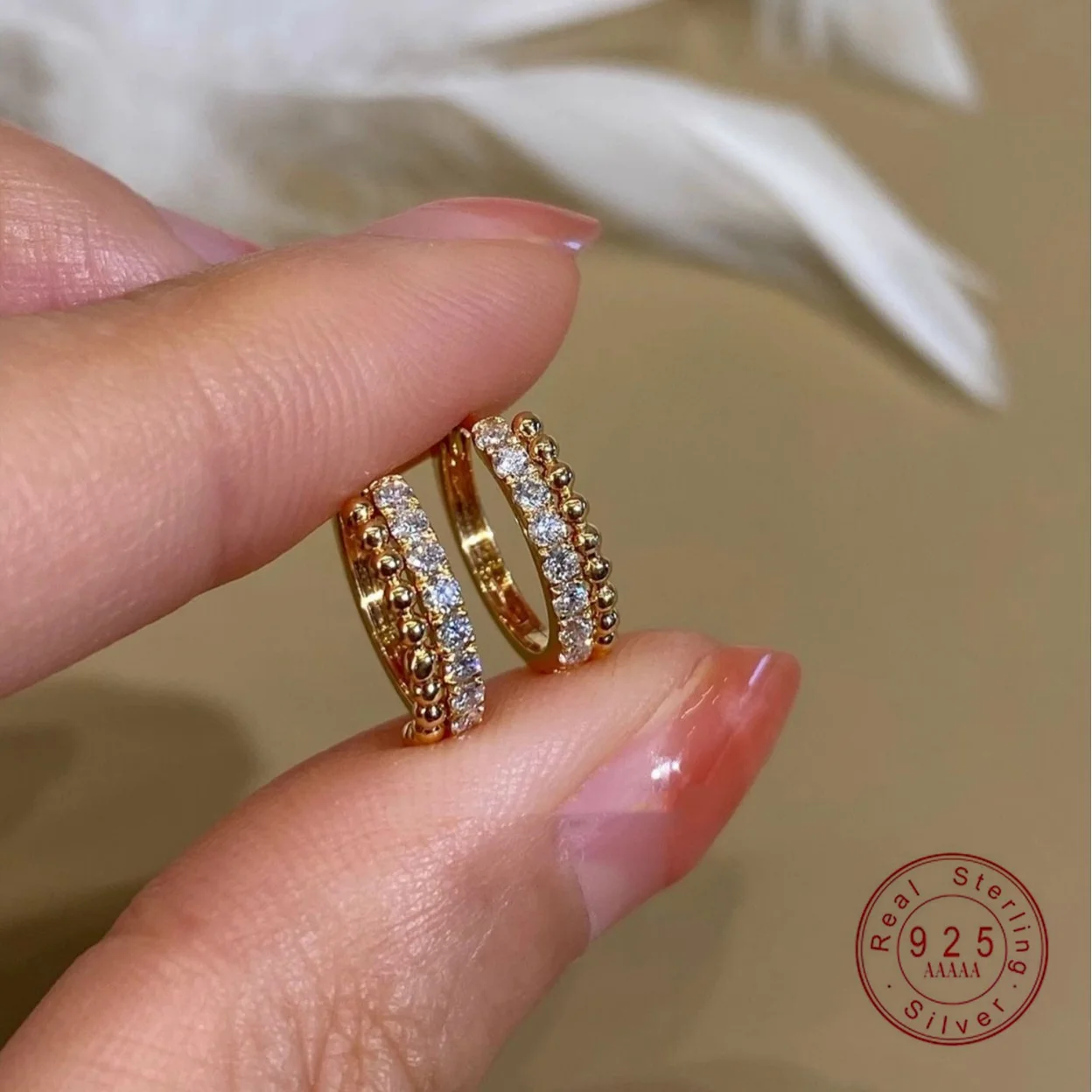 Pendientes geométricos de circón brillante con incrustaciones de oro de 18K chapado en plata esterlina 925 para mujer, joyería ligera de lujo para fiesta y boda