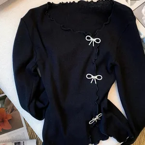 Schwarz/weißer fester Salat Garrison Bowknot Pullover Y2k lässiger Pullover für Frühlings- und Herbst Frauenkleidung 10 Hauptverkauf Pullover Schwarz Frauen - №3