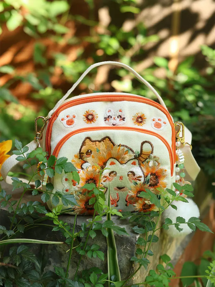Sweet Cute Cartoon Cat Flower Heavy Industry Embroidery Three-layer Large Capacity Cute Mobile Phone Bag Messenger Bag Female