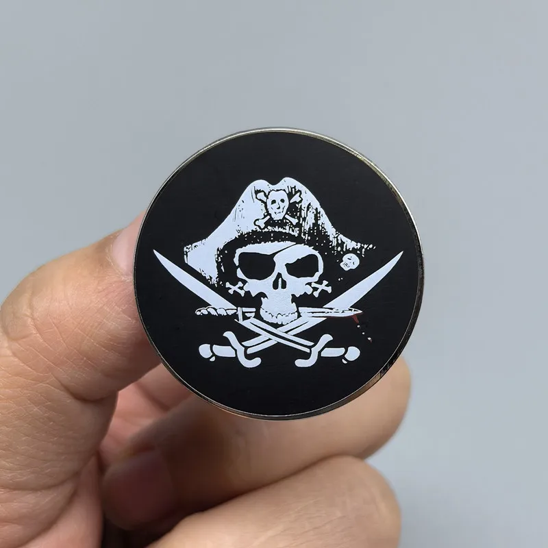 Pirate Captain Cartoon Enamel Brooch Pin Ghost Sailor Collar Lapel Pins Badges Women Men Brooches Fashion Jewelry Accessories