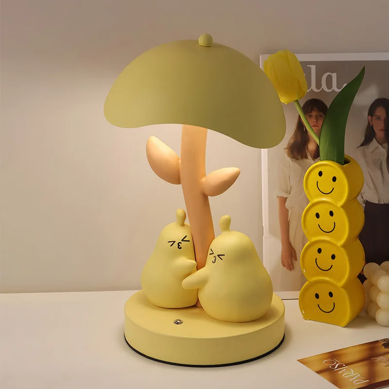 Never Divide Pear Decoration Home Bedside Desk Ceramic Ornament Boys and Girls Birthday Gifts