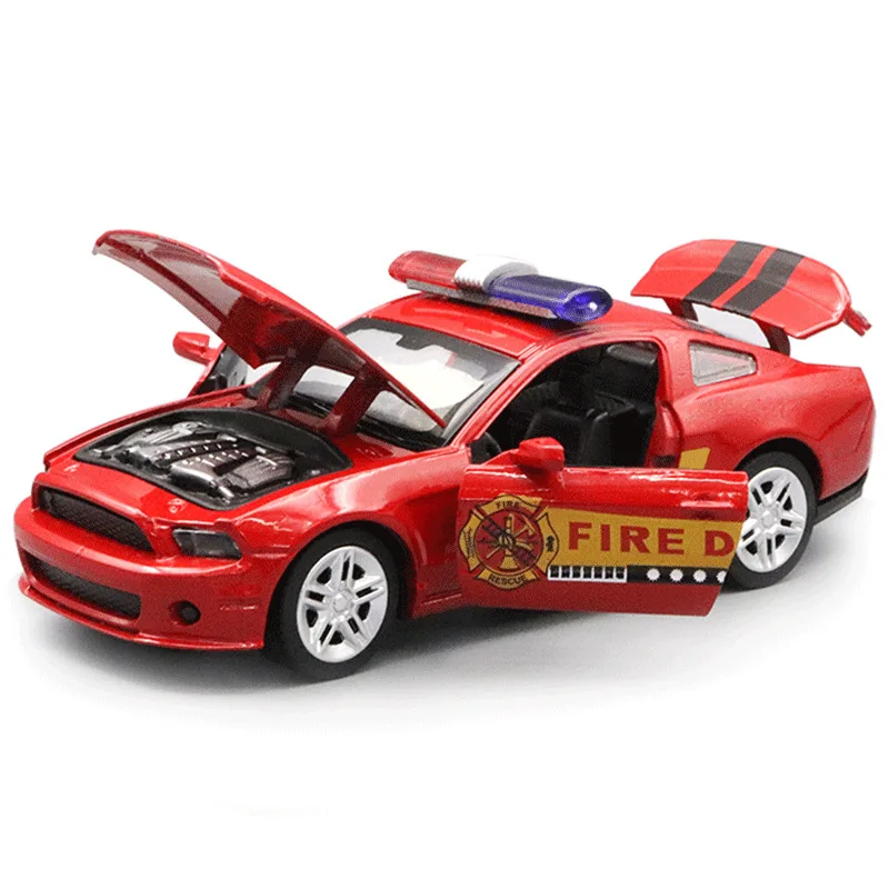 1:32 Scale Alloy Police Vehicle Model Pull Back Car Diecast Simulation Vehicle Model Decor Boys Toys Openable Door Police Car