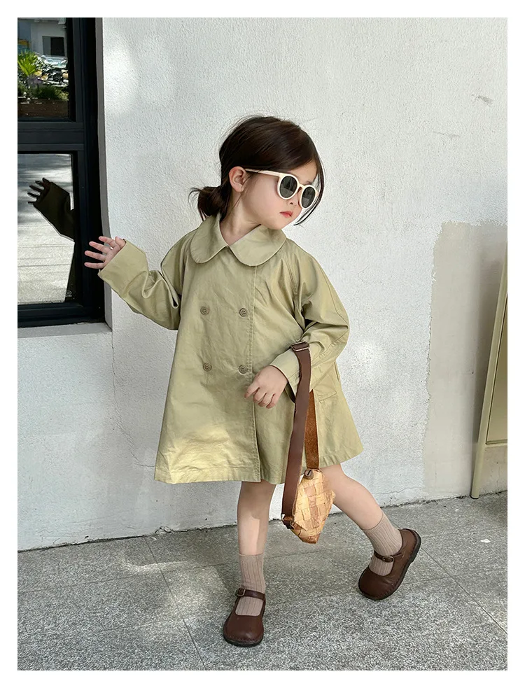 Autumn children's trench coat for girls Korean version  female treasure foreign style in the long double-breasted lapel coat top