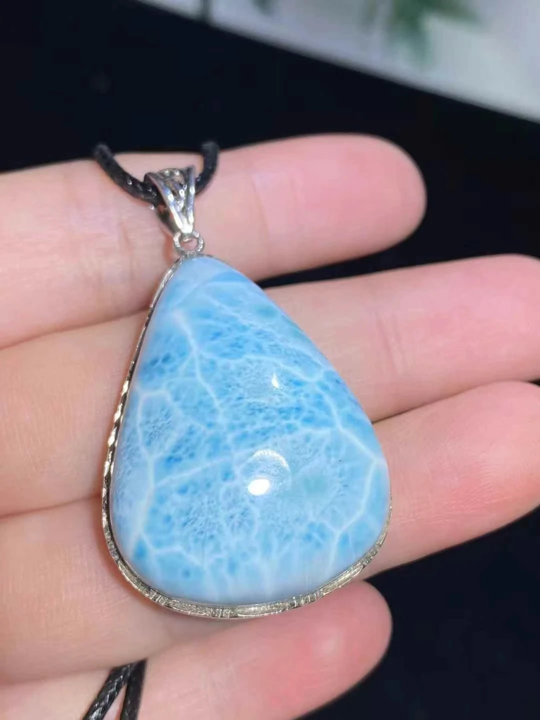 Natural Blue Larimar Water Drop Pendant Women Men 25.8*34.5mm Water Pattern 18K Gold Crystal Love Necklace From Dominia AAAAAAA