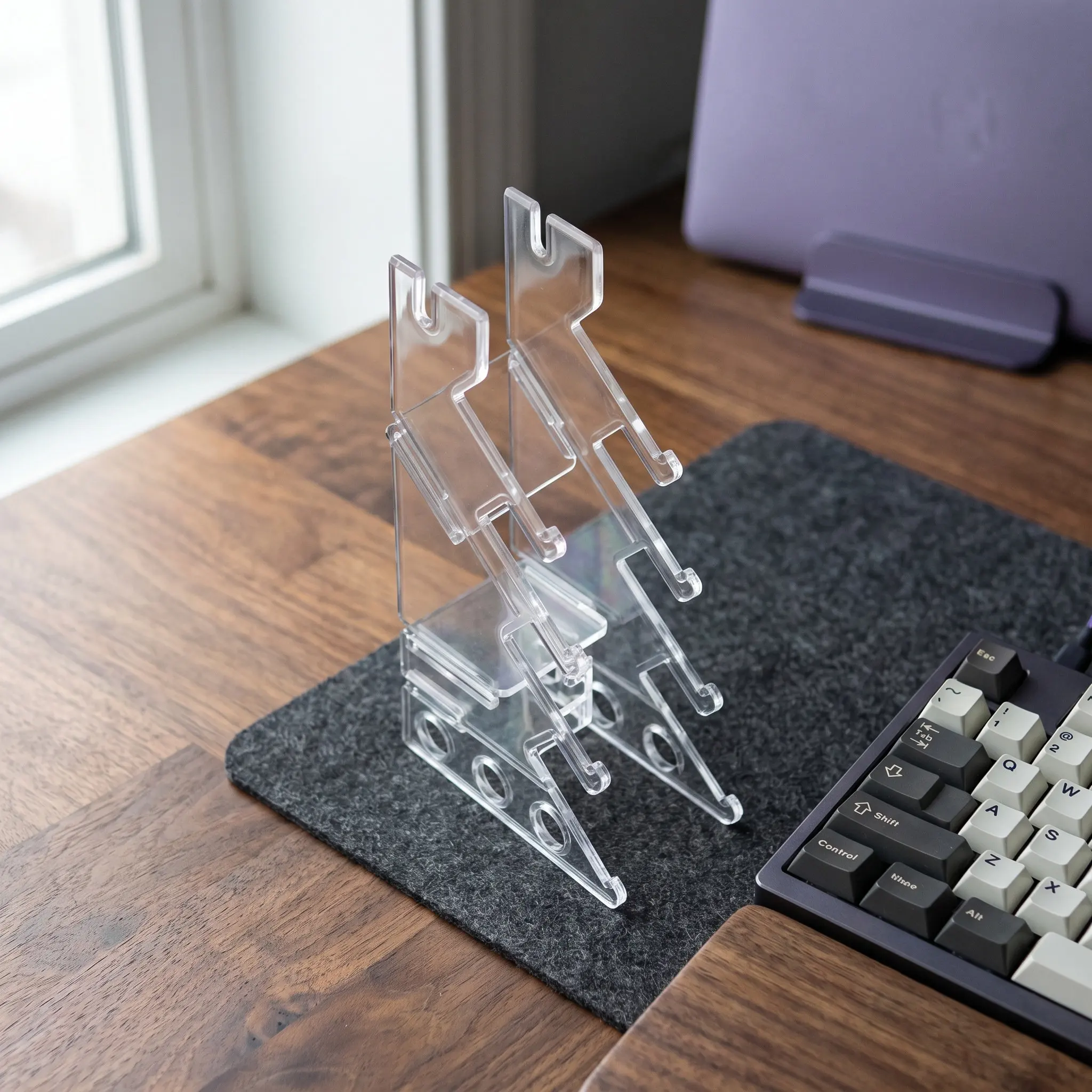 3pcs Finger Skateboard Display Stand – Compact Storage Rack for Mini Skateboards
