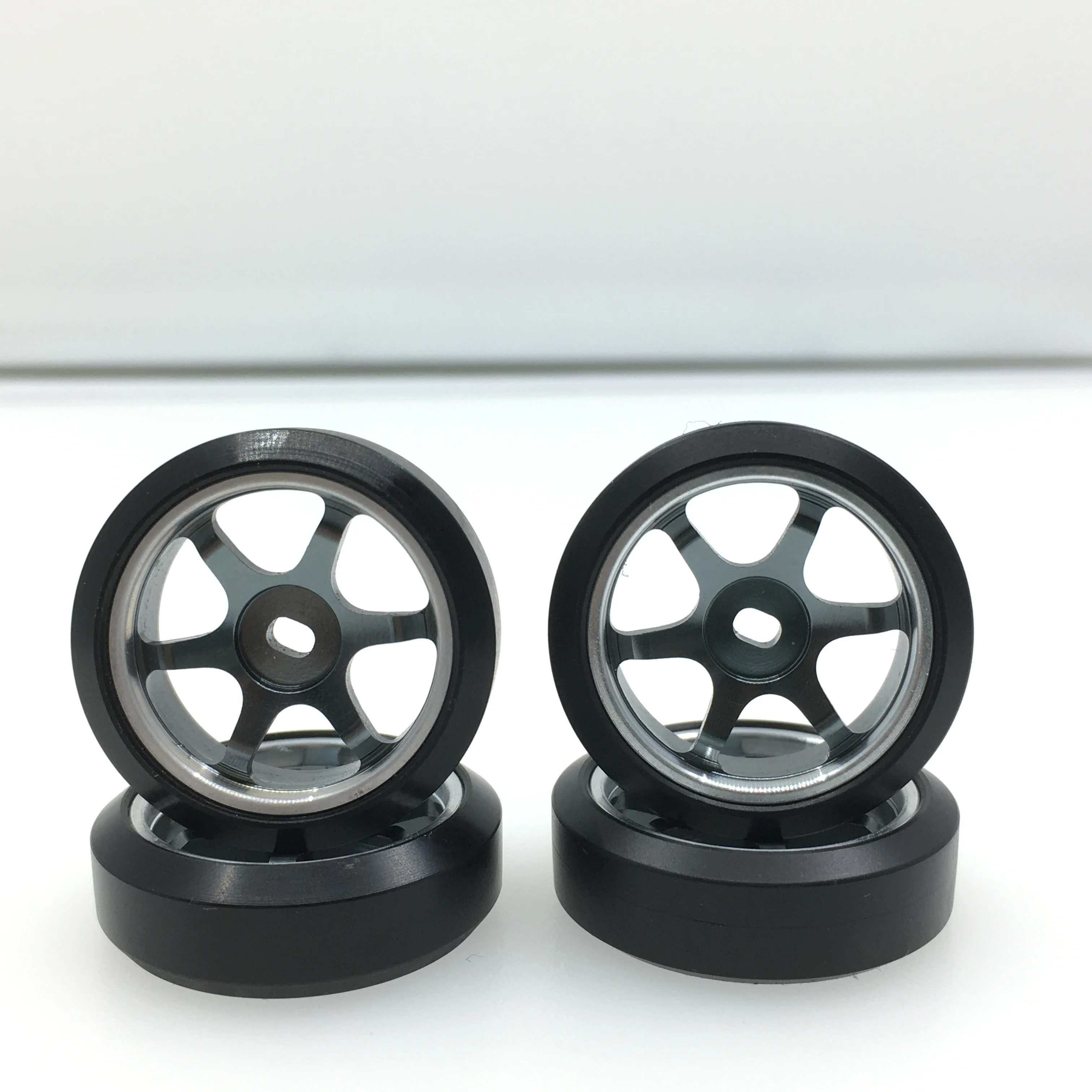 

22mm/20mm Metal Wheel Hub Drift Tire for RC Car 1/28 1/24 DriftArt2 HGD1 XRX DRZ Mini-Q Kyosho Mini-Z Wltoys K989