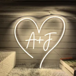 Custom Initials Heart Neon Wedding Sign Couple Initials Led Name Neon Lignt Up Sign for Room Decoration Wedding Party Backdrop