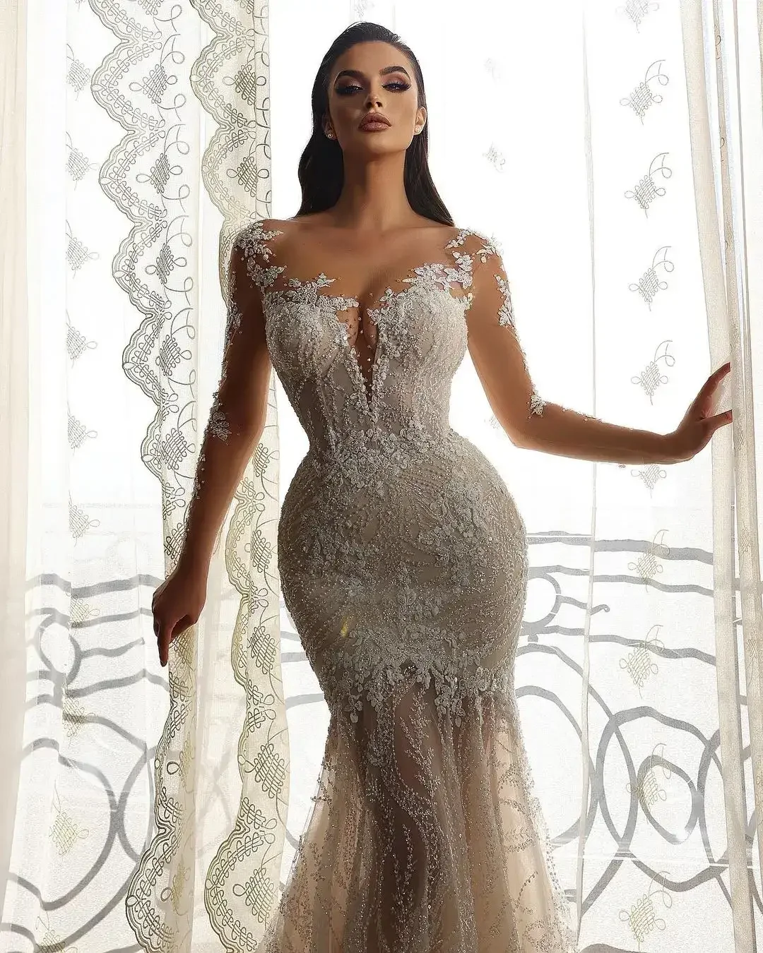 Gorgeous Mermaid Wedding Dress V-Neck Appliques Sequined Long Sleeve Bridal Gowns Prom Dresses Vestido de novia Customized