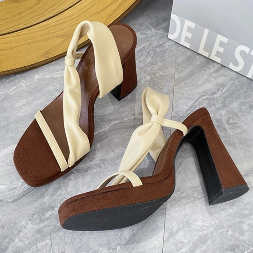 

Женские сандалии, лето 202, женские босоножки на высоком каблуке на толстом каблуке и платформе, новые летние универсальные крутые тапочки