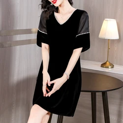 2023 New Fashion Silk Velvet Dress Women's Autumn Versatile V-neck Short Sleeve Loose Fit Holiday Dress Vestidos