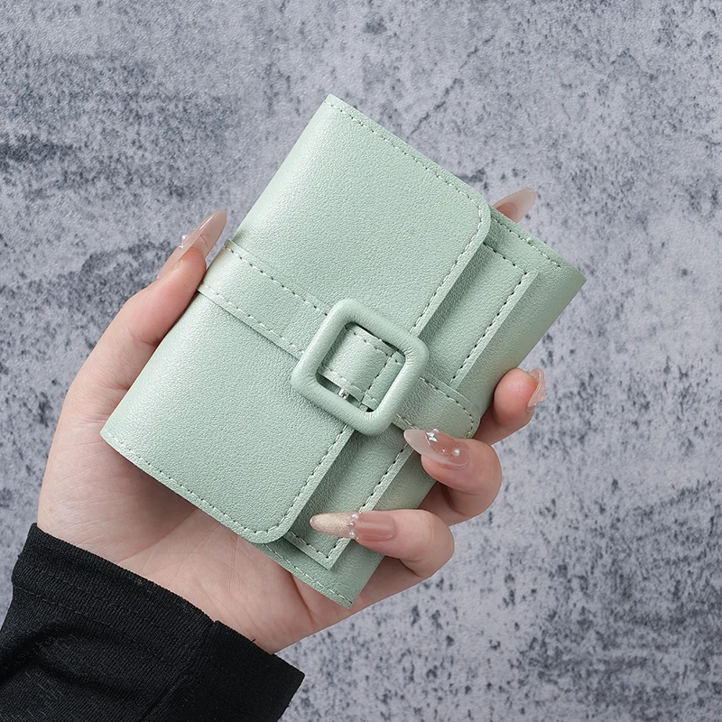 Nowy portfel damski 2025, krótki model dla studentek, prosty styl koreański dla kobiet, mały portfel damski, do noszenia na co dzień.