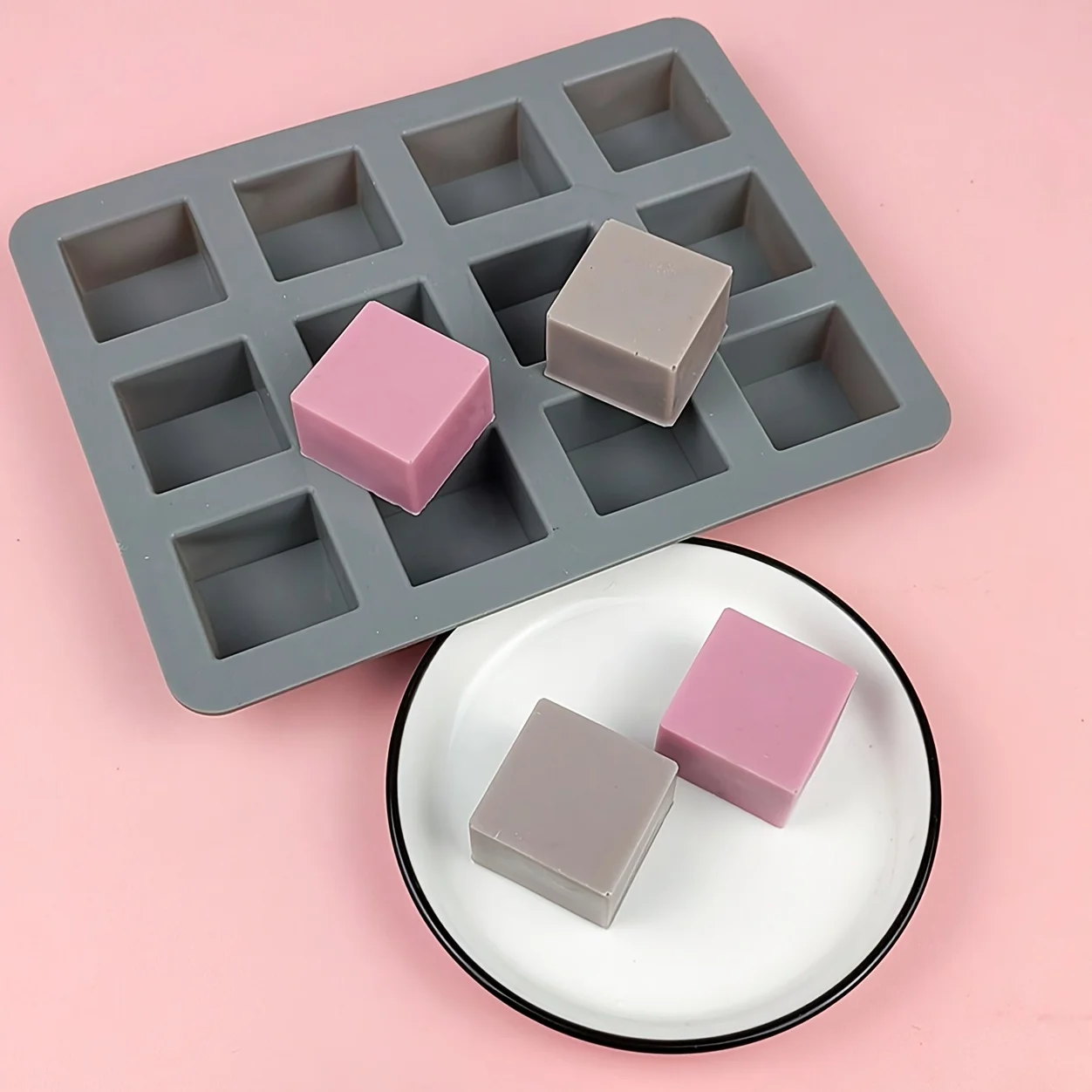 

Простая силиконовая форма в виде куба с 12 отверстиями, мыло и свеча своими руками — принадлежности ручной работы
