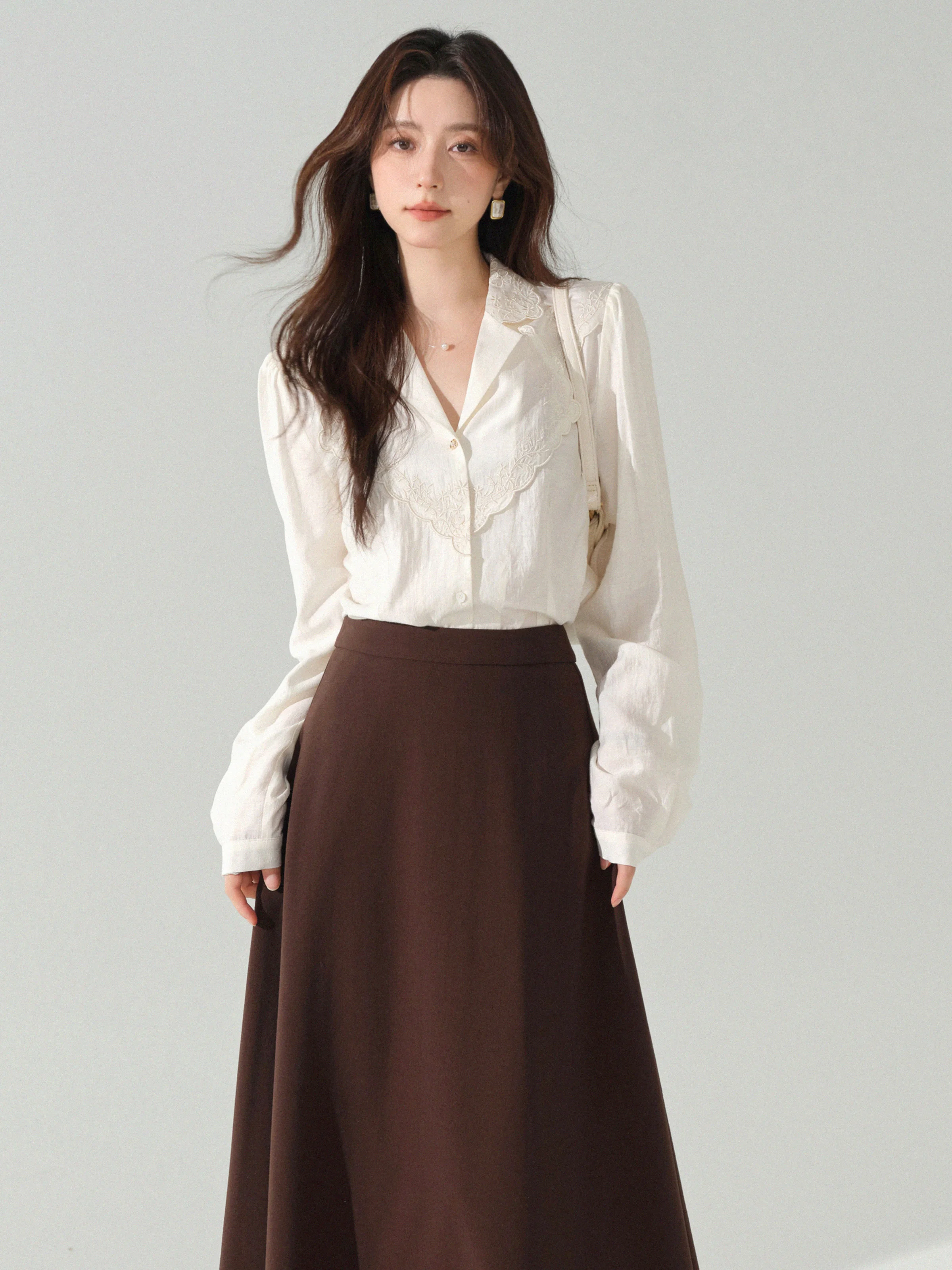 Elegant Embroidery Blouse Women French Vintage Turn Down Collar Shirt Slim Textured Long Sleeve Top for Autumn Casual Chic Wear