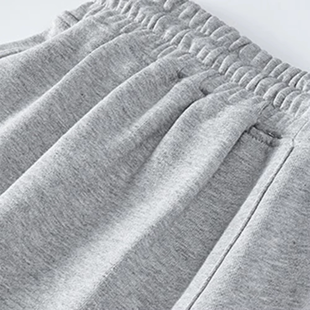 Pantaloncini sportivi in cotone da uomo estivi nuovi pantaloni a cinque quarti da uomo grigi casual larghi a tubo dritto