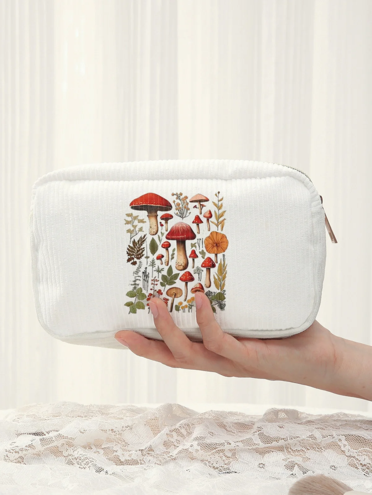

Vintage Forest Mushroom Plant Pattern Cosmetic Bag Large Capacity Travel Toiletries Bag Ladies' Makeup Storage Bag