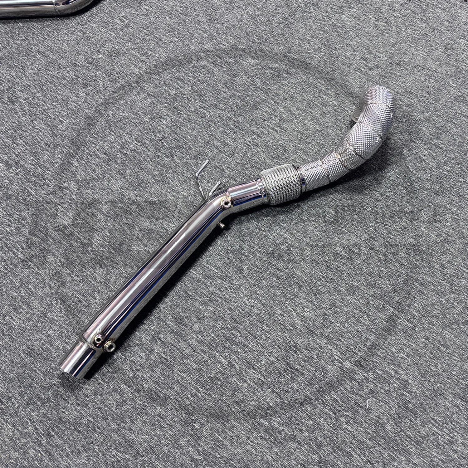 Stainless Steel Exhaust Downpipe for Volkswagen Golf 8/Golf 8 GTI/Tiguan/Arteon 2.0T 2019-2023 Perfect Fit