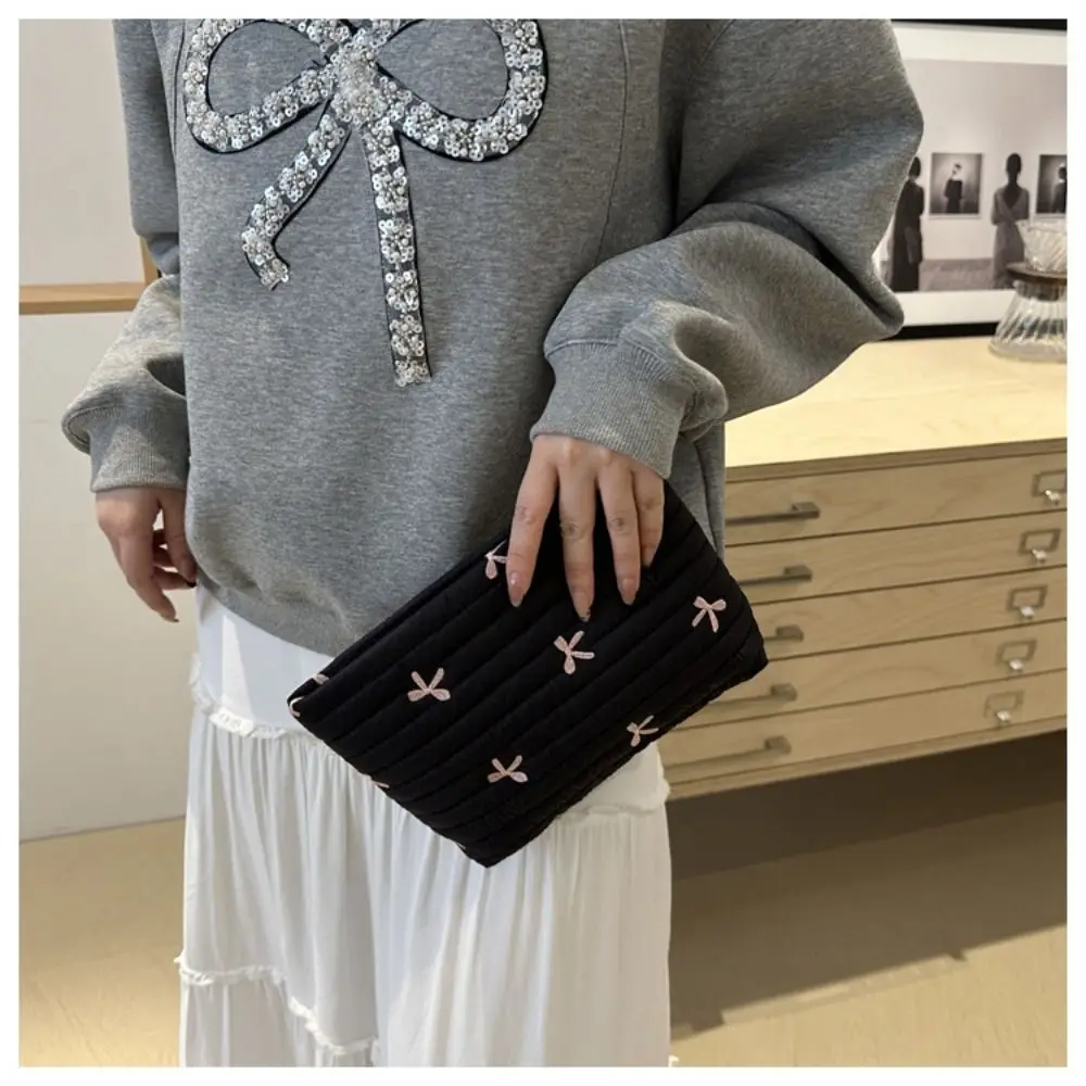 น่ารักผ้าฝ้ายแต่งหน้ากระเป๋าซิปขนาดใหญ่ความจุกระเป๋าเครื่องสําอางเย็บปักถักร้อยโบว์ล้างกระเป๋า