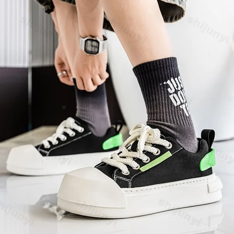 

2025 Spring New Niche Design Fashion Trend Casual Sports Thick Soled Shoes for Men Non slip Comfortable Low Top Chunky sneakers