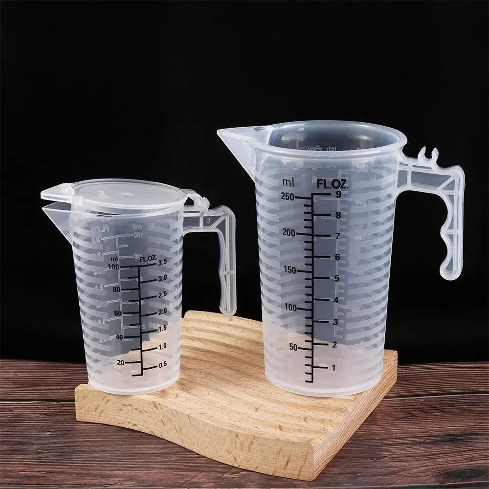 Mini Large-capacity Science Coffee Shop Baking Accessories Drink Shop Kitchen Tool Measuring Cup Water Jug Water Container