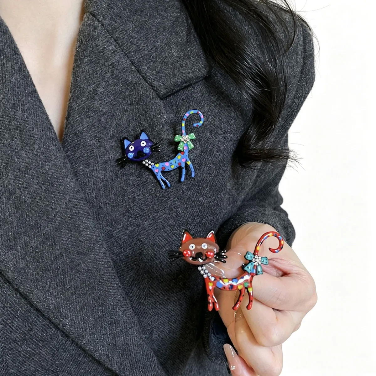 Niedliche Damenbrosche mit Öltropfen-Design, Liebliche Katzenförmige Brosche im Vintage-Stil, Tiermotiv-Brosche aus Legierung, Kleidungsdekoration Anstecknadel