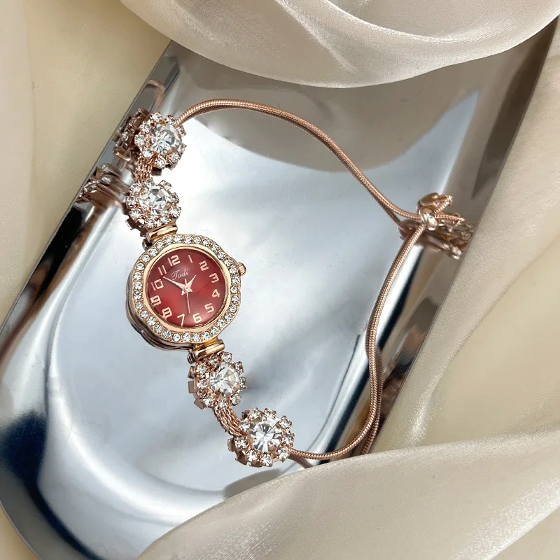 Women\'s Watch Brand Pullable Adjustable Bracelet Watch Fashionable Diamond Inlaid Light Luxury Elegant Clock Reloj V126