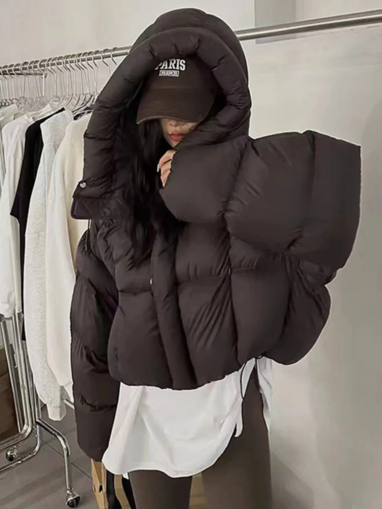 2025 المرأة الكورية الجديدة الشتاء قصيرة عارضة قلنسوة بسحاب فضفاض سميكة الخبز القطن معطف الراقية سترة