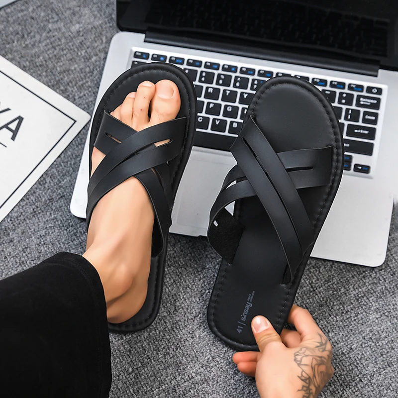 

Мужские летние удобные и дышащие сандалии, стильные и простые, повседневные нескользящие пляжные тапочки для улицы