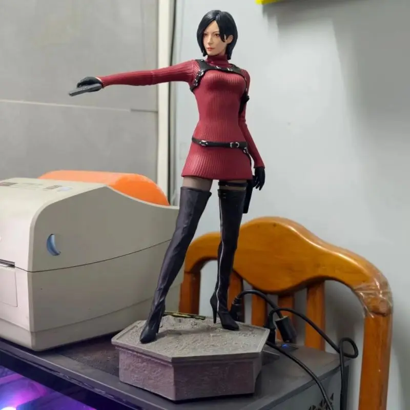 Nueva Figura de PVC de Ada Wong de Resident Evil a Escala 1/6, con Movimiento, Versión Vestido Rojo Figura Coleccionable de 32 cm, Modelo de Juguete, Regalos