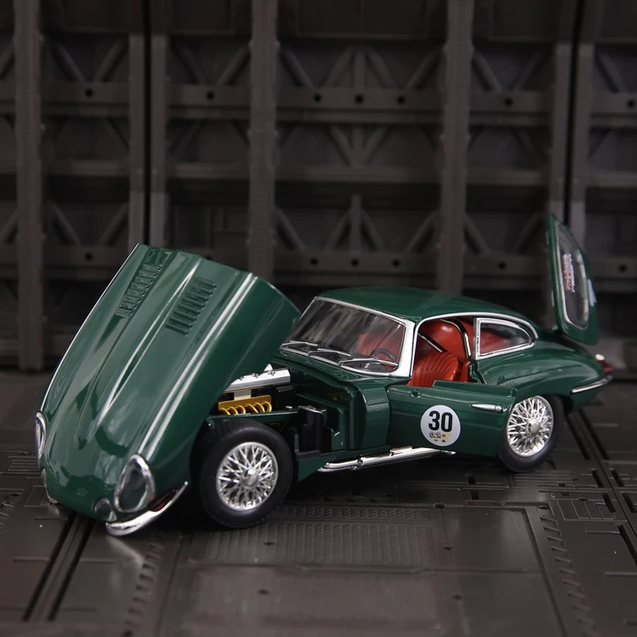1:24 simulação e-tipo retro nostálgico liga modelo de carro ornamento coleção, portas e capô do motor, tronco pode abrir