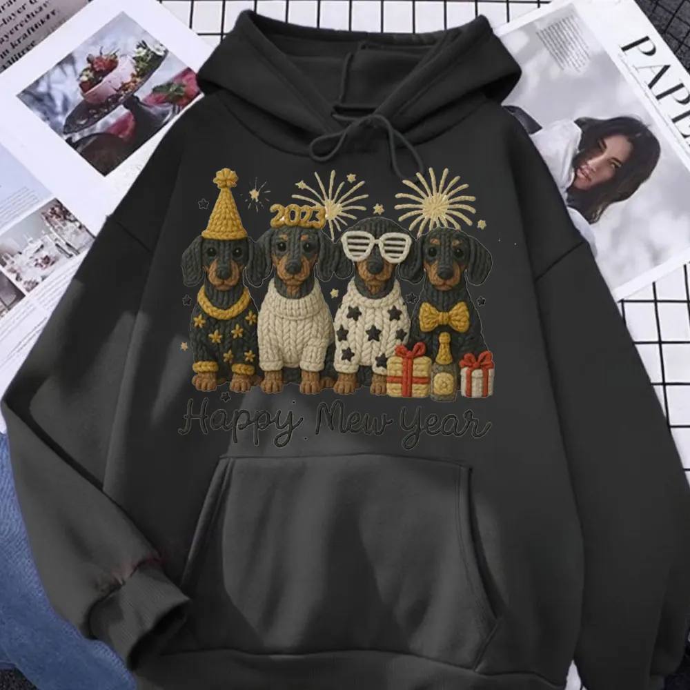 الكروشيه طباعة سنة جديدة سعيدة الكلب الألماني المرأة هوديي لطيف الجراء السنة الجديدة عطلة الحيوانات الأليفة Sweatshitr الكلب عاشق البلوز تصميم #4