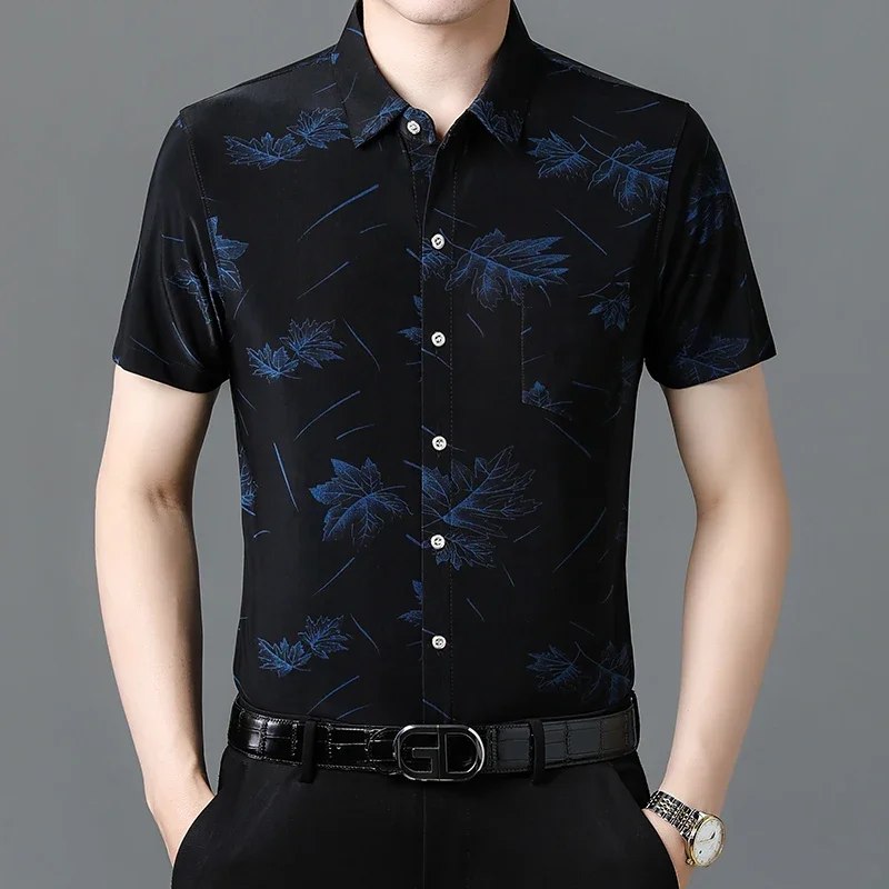 Summer New Ice Silk Short Sleeved Shirt Without Iron Casual Printed Shirt for Men\'s New Style